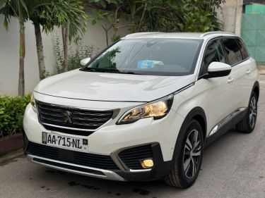 Annonce AUTO.CI : Peugeot 5008 Moteur 1.4 vendu avec 2 c