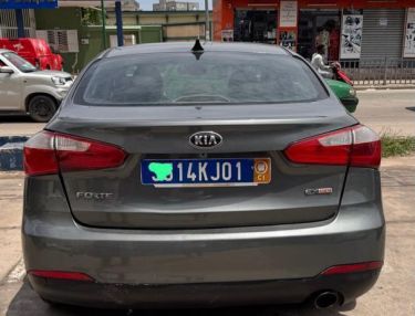 Annonce AUTO.CI : KIA Cerato Forte 1.5