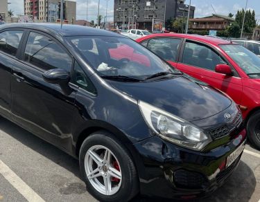 Annonce AUTO.CI : KIA Rio Moteur 1.4