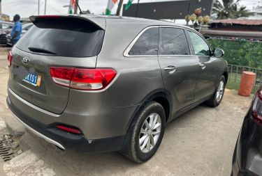 Annonce AUTO.CI : KIA Sorento Moteur GDI