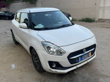 Annonce AUTO.CI : Suzuki Swift 2.0L concessionnaire 