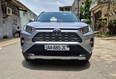 Annonce AUTO.CI : Toyota RAV 4 INTERMEDIAIRE