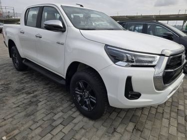 Annonce AUTO.CI : Toyota Hi-Lux Medium