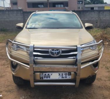 Annonce AUTO.CI : Toyota Fortuner  Moteur V6 