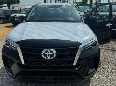 Annonce AUTO.CI : Toyota Fortuner 4x4