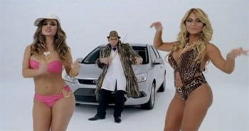 Pub Nissan: hip-hop, filles sexy et… Ford Focus