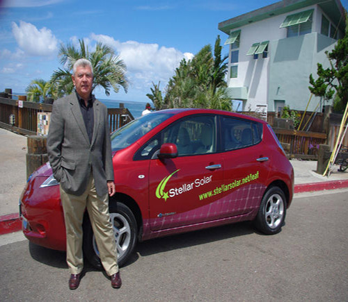 Insolite : une Nissan Leaf solaire