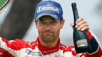 Insolite : avant de célébrer son titre de champion du monde, Sebastien Loeb se crashe et abandonne