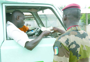 Korhogo / Le préfet aux agents de sécurité aux corridors: “Evitez le racket et les tracasseries”
