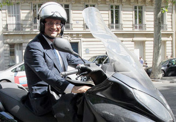 «Et dire qu'il y a peu, on roulait en scooter...» 