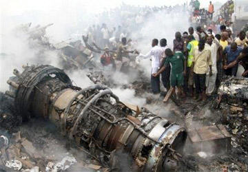 Près de 150 morts dans un accident d'avion à Lagos, au Nigeria