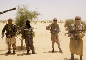 Mali: les islamistes tirent sur deux avions au dessus de Tombouctou
