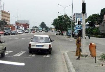 Mini-cars sur l’axe Abidjan-Bassam: Les 504 au garage !