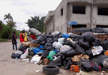 Gagnoa: les rues prises en otage par les ordures