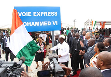 Anyama: Alassane Ouattara lance la rénovation de la voie principale