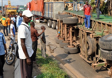 Yamoussoukro : un camion remorque fonce dans la foule: un mort et deux blessés