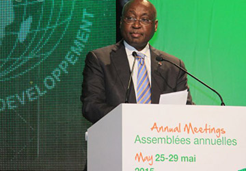 Libre circulation: Kaberuka dénonce 