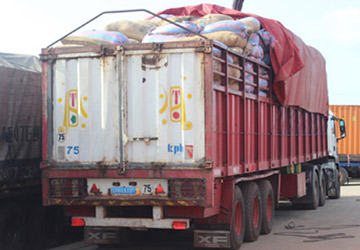 Abengourou: 2 camions, chargés de cacao et en route pour le Ghana, saisis