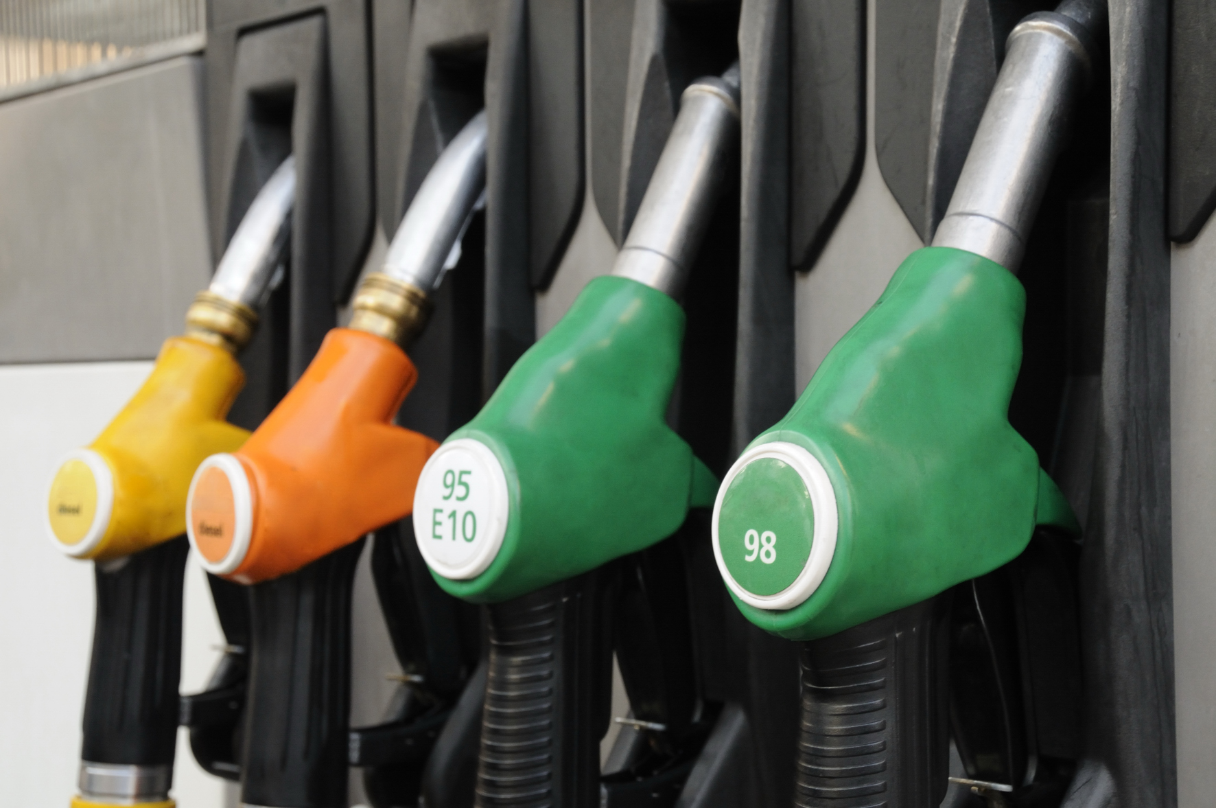 Côte d'Ivoire: les prix du super sans plomb et du gasoil restent respectivement à 820 FCFA et 675 FCFA
