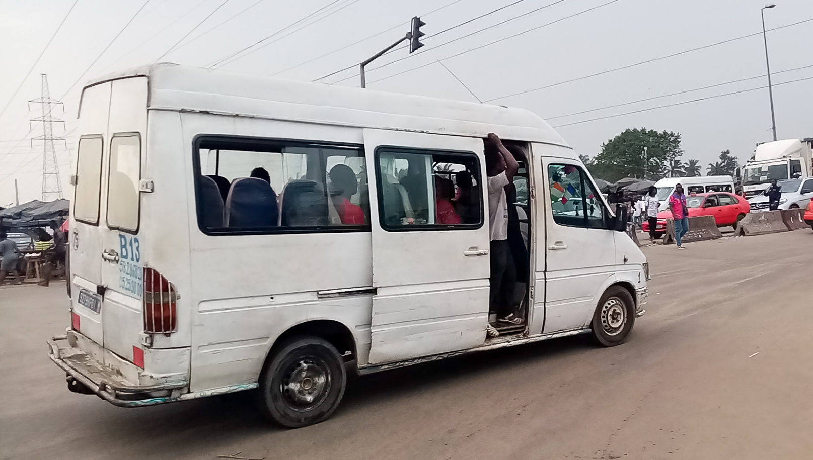 La DGTTC prépare une vaste opération de mise en conformité des véhicules de transport en commun dans le Grand Abidjan